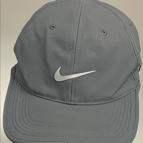 Gray Nike hat